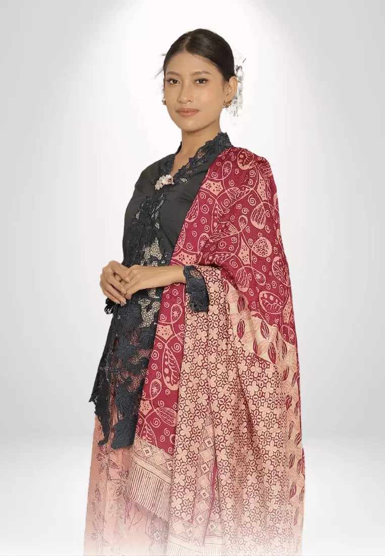 Exclusive Kebaya Kerancang Hand Made Embroidery