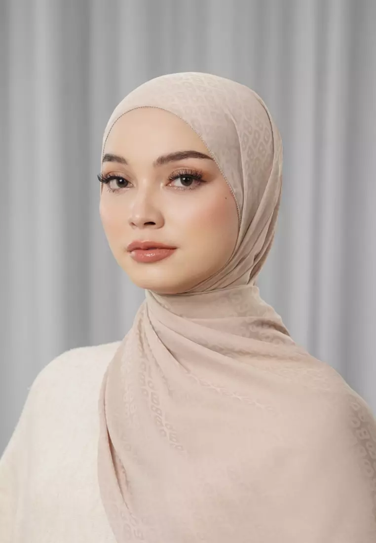 Tapis Satin Jacquard Shawl - Etherea