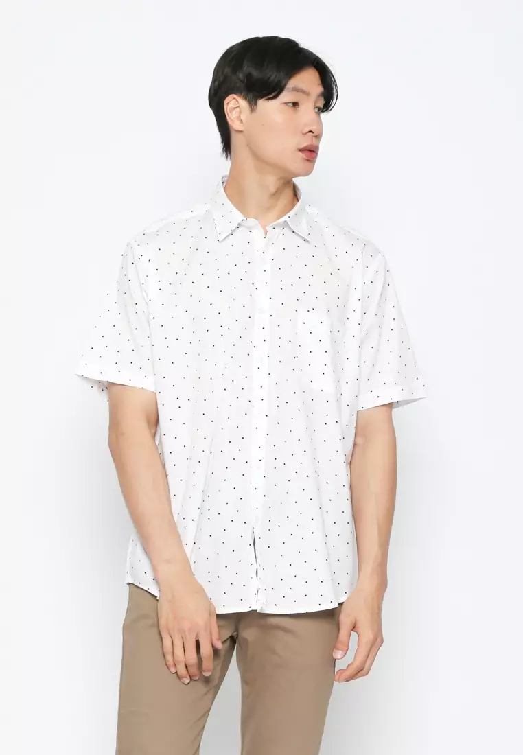 WHITE MEN'S SHORT SLEEVE COLLARED SHIRT