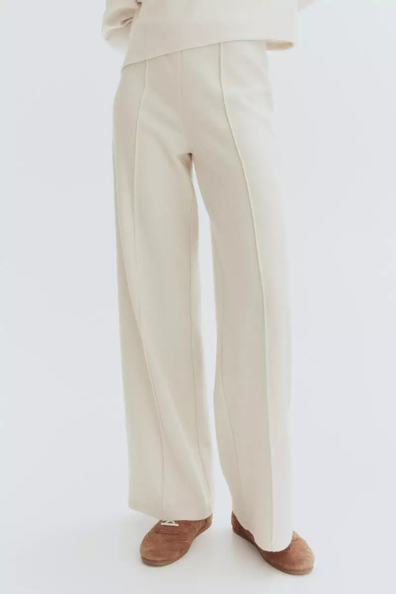Crease-leg trousers