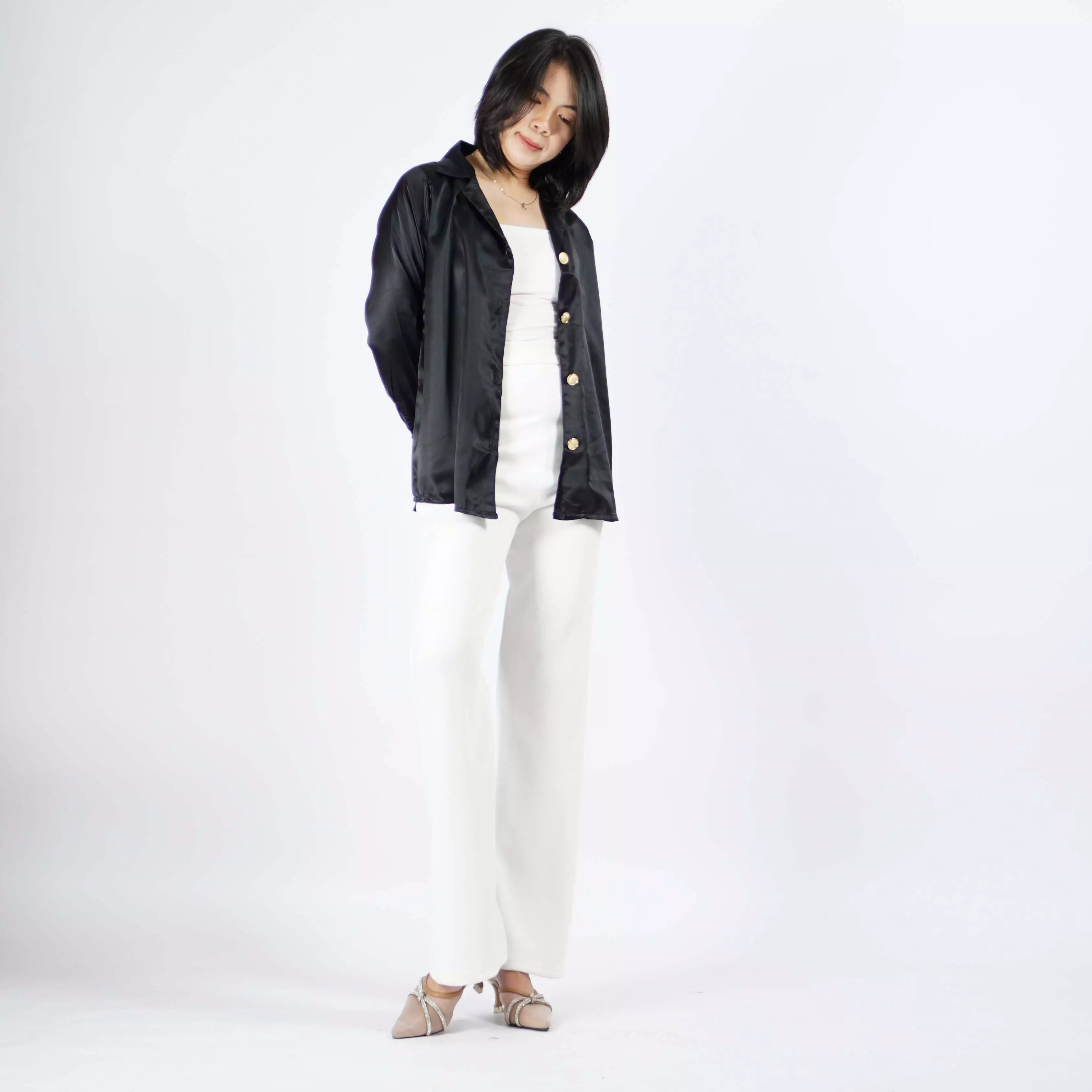  Kemeja Satin VICTORIA Kemeja Wanita Gaya Korea - Hitam