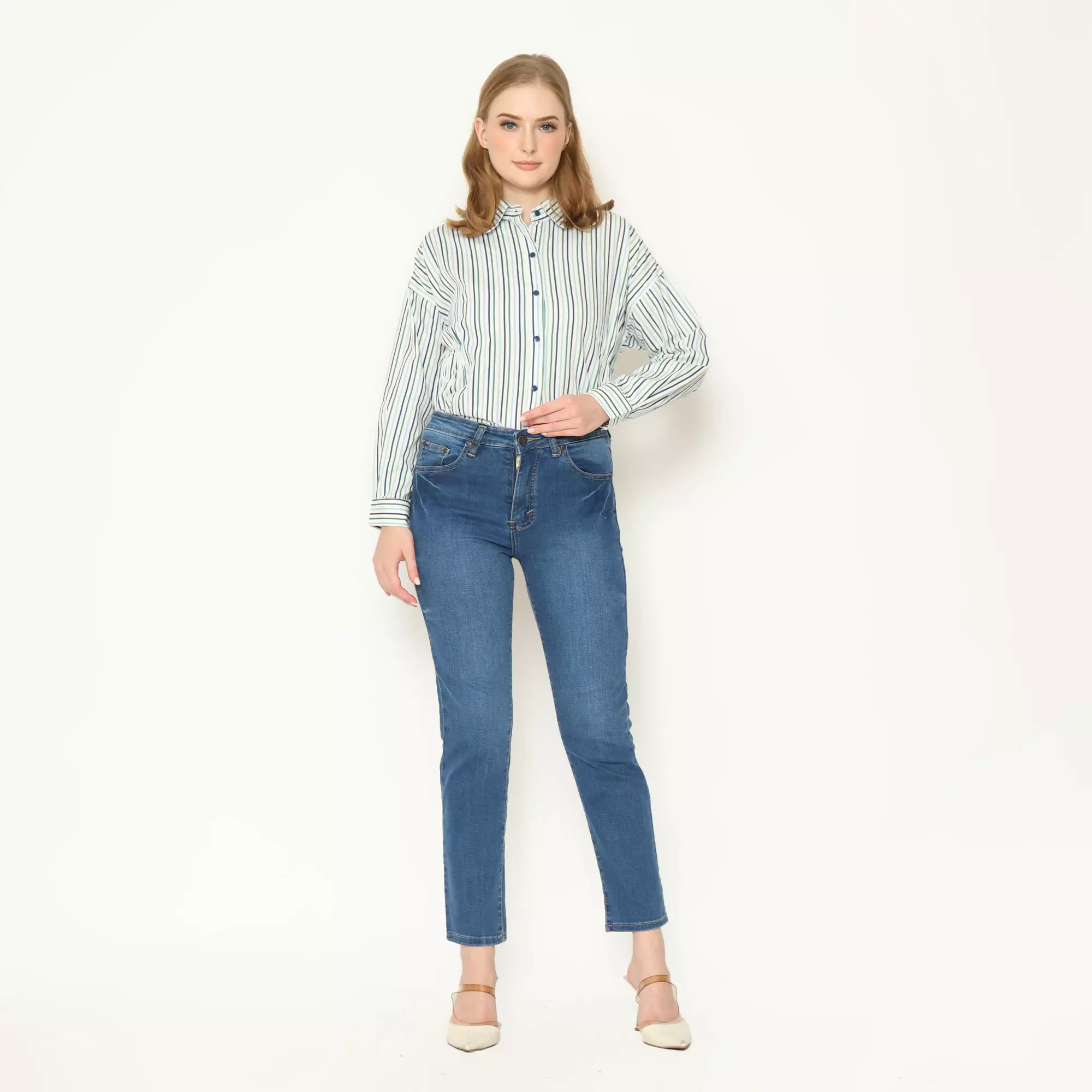Gaura Jeans Medium Blue