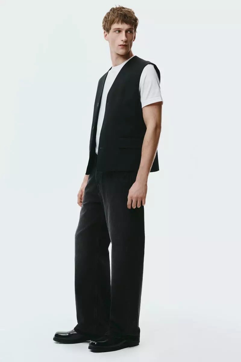 Loose Straight Jeans