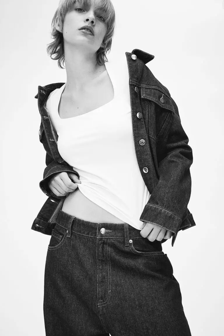 Long-sleeved jersey top