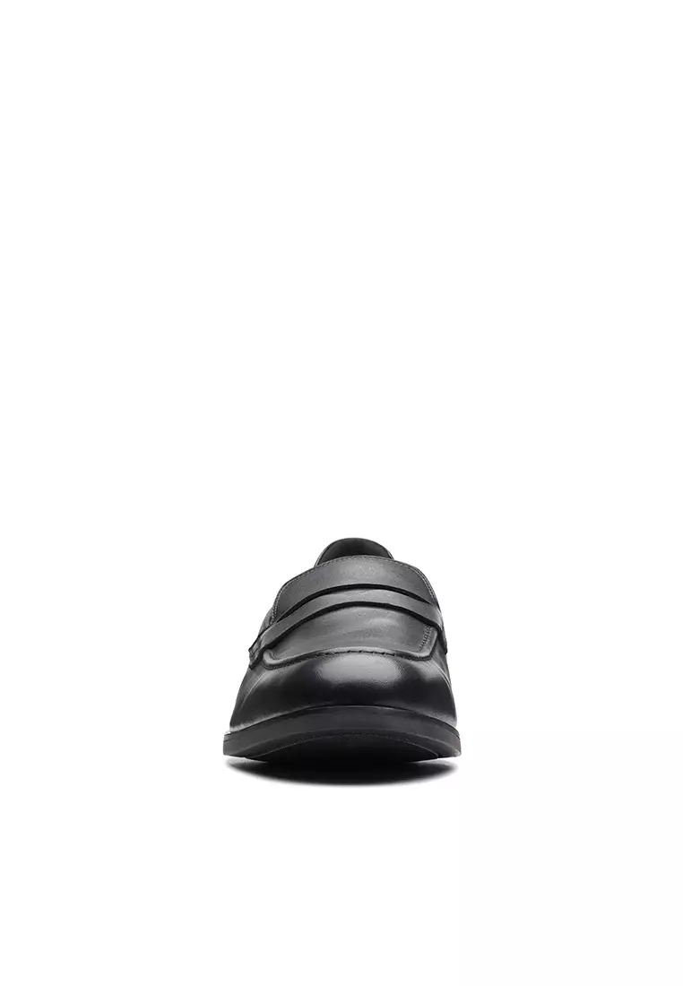 Buy Clarks Bradish Ease Leather Loafer Black 2024 Online | ZALORA ...