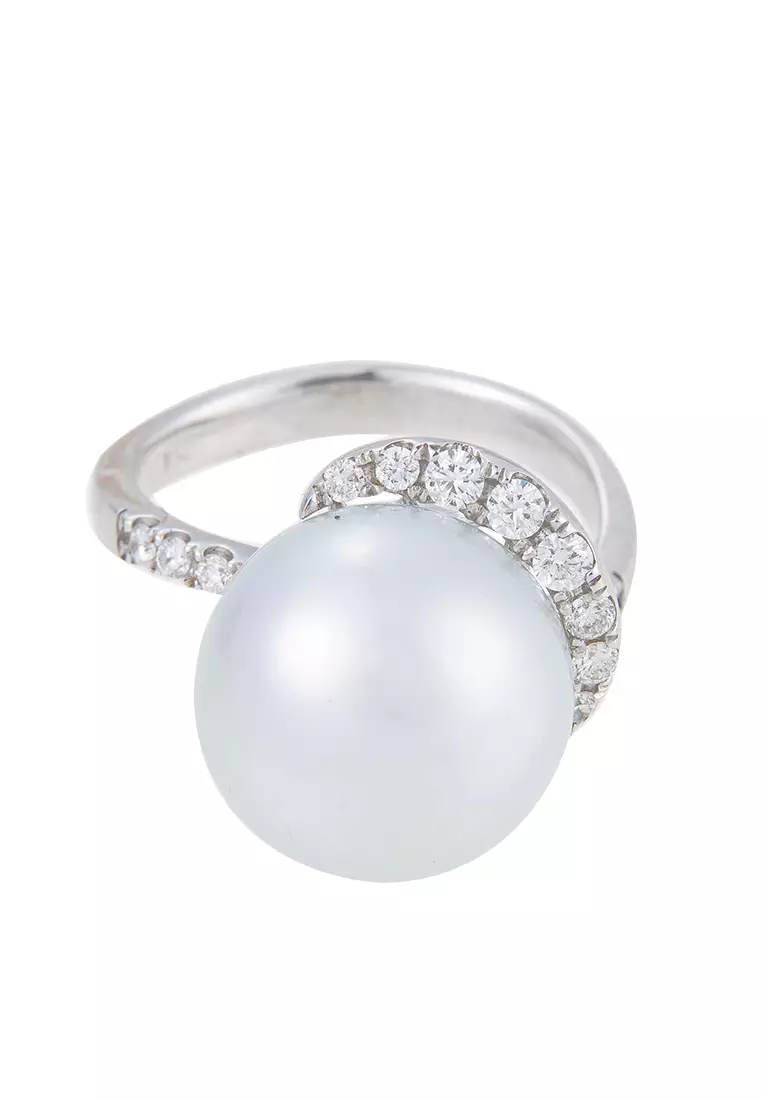 White with gold on sale pearl