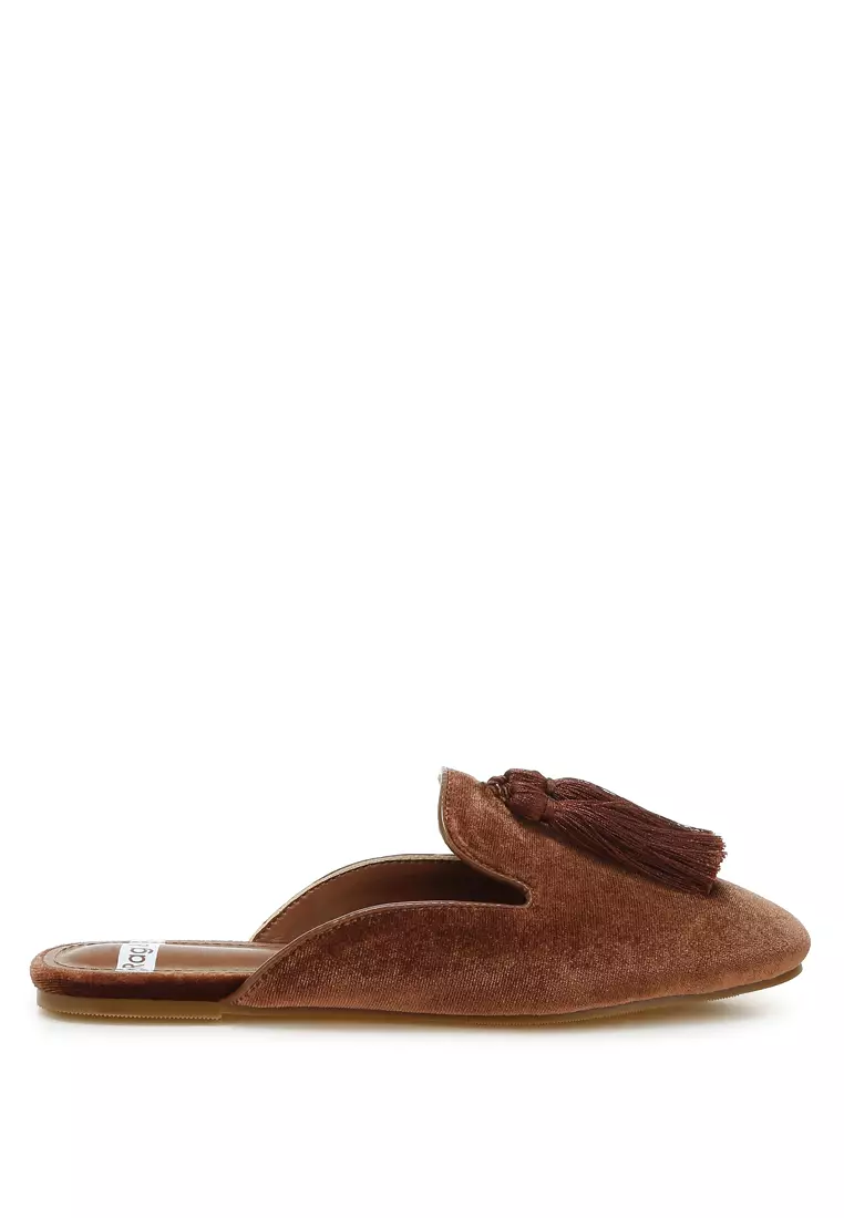 Discount on Rag & CO.  shoes - SKU: Tassel Detail Velvet Mules in Brown