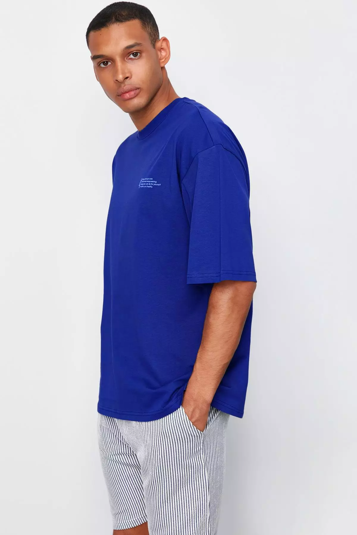 Saks Oversize 100% Cotton Crew Neck Minimal Text Printed T-shirt TMNSS23TS00084