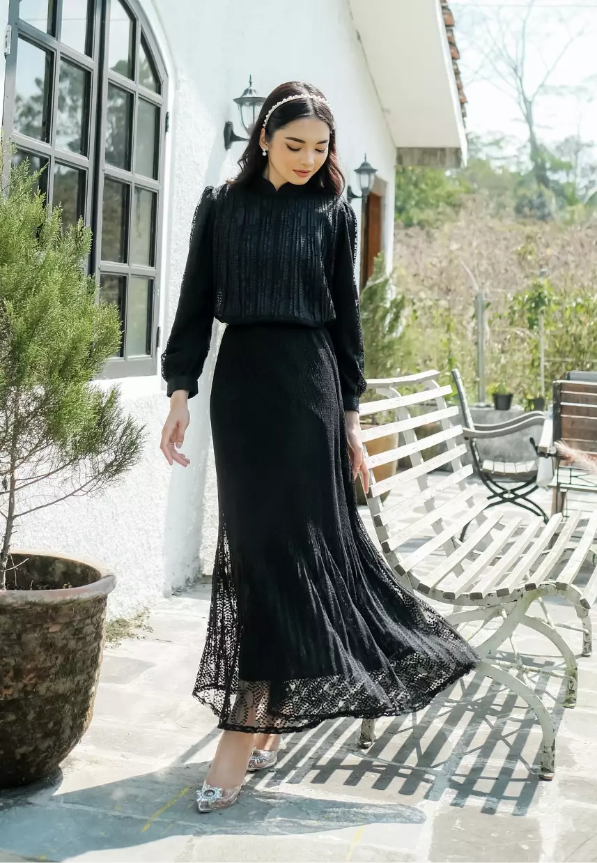 Ivanka Dress - Jet Black