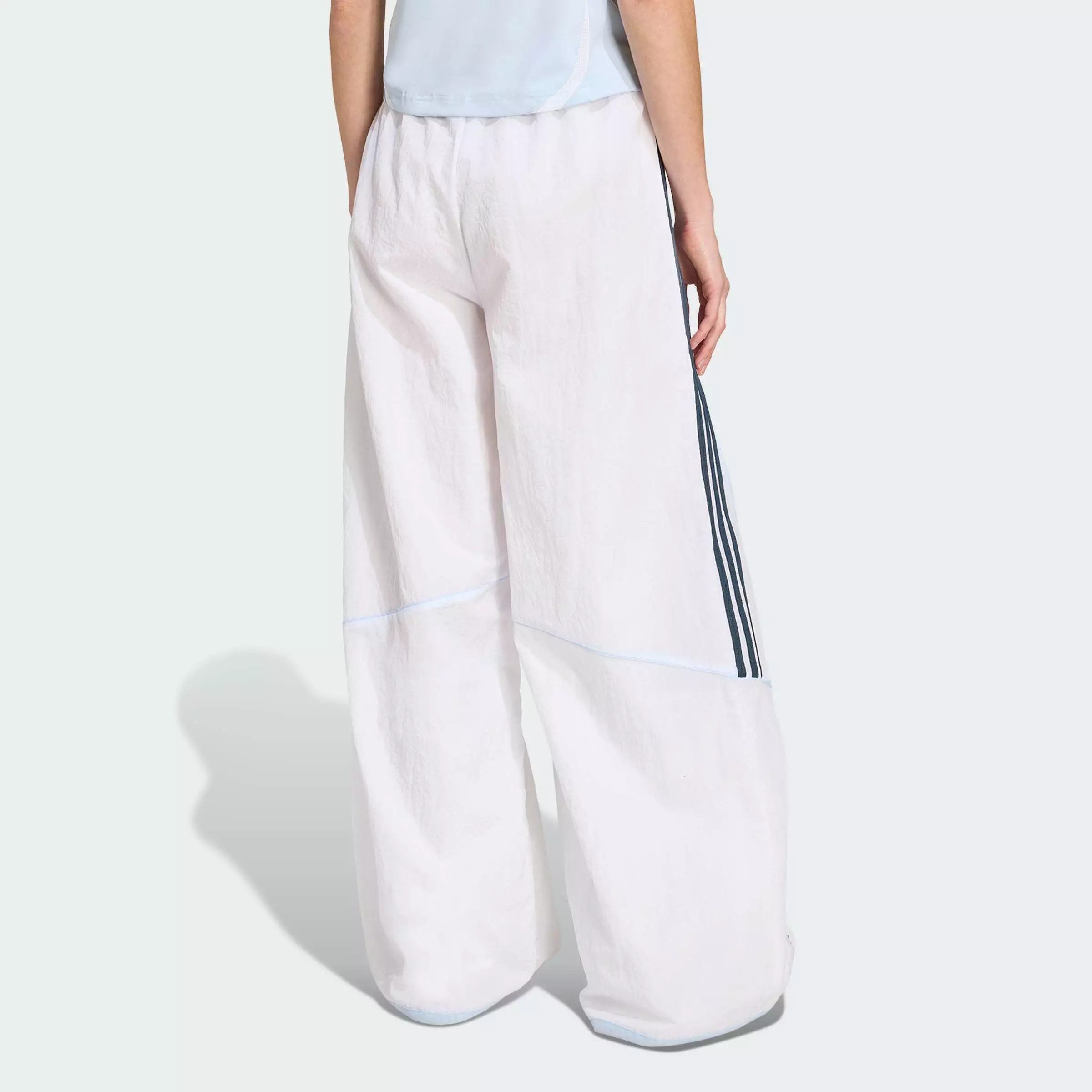Lifestyle TEAMGEIST 2.0 TRACKPANTS Women White KC6397
