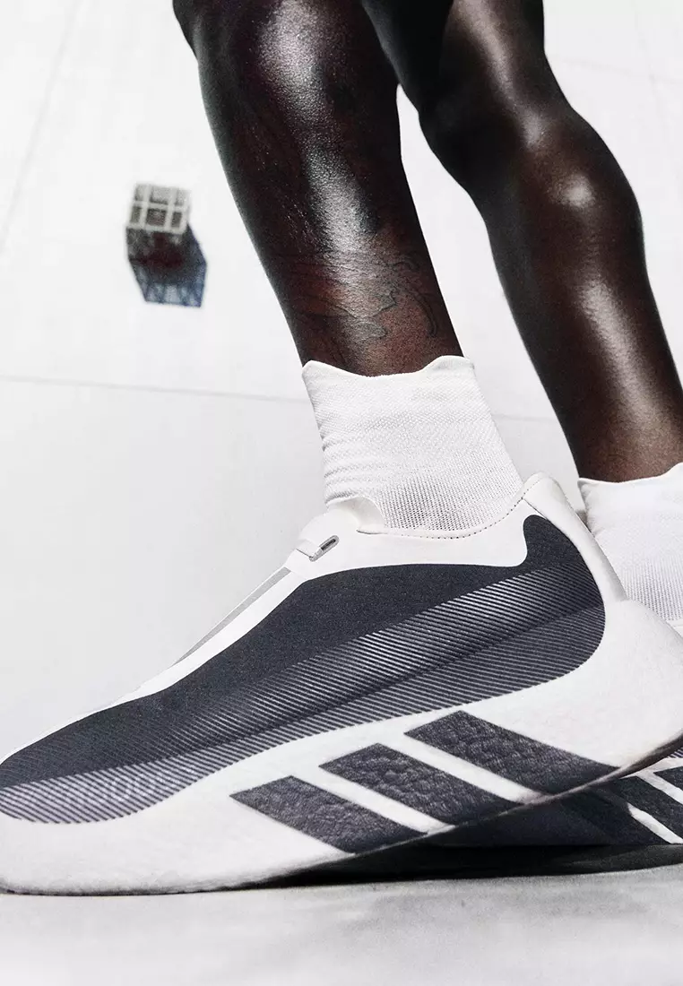 Hyperboost Edge Running Shoes