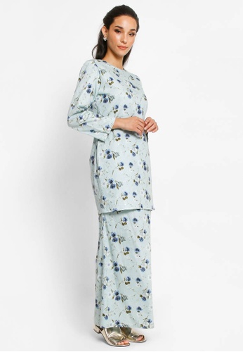 Kurung Angelina D-18 from BETTY HARDY in Blue and Multi