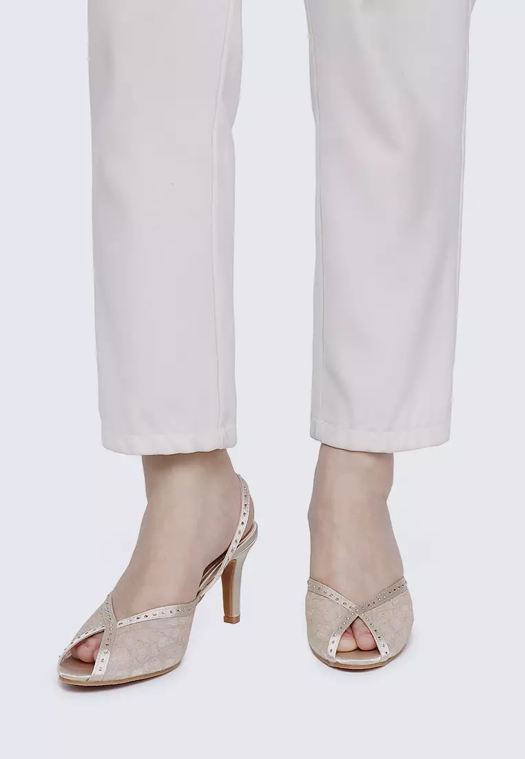 Alora Comfy Heels In Taupe