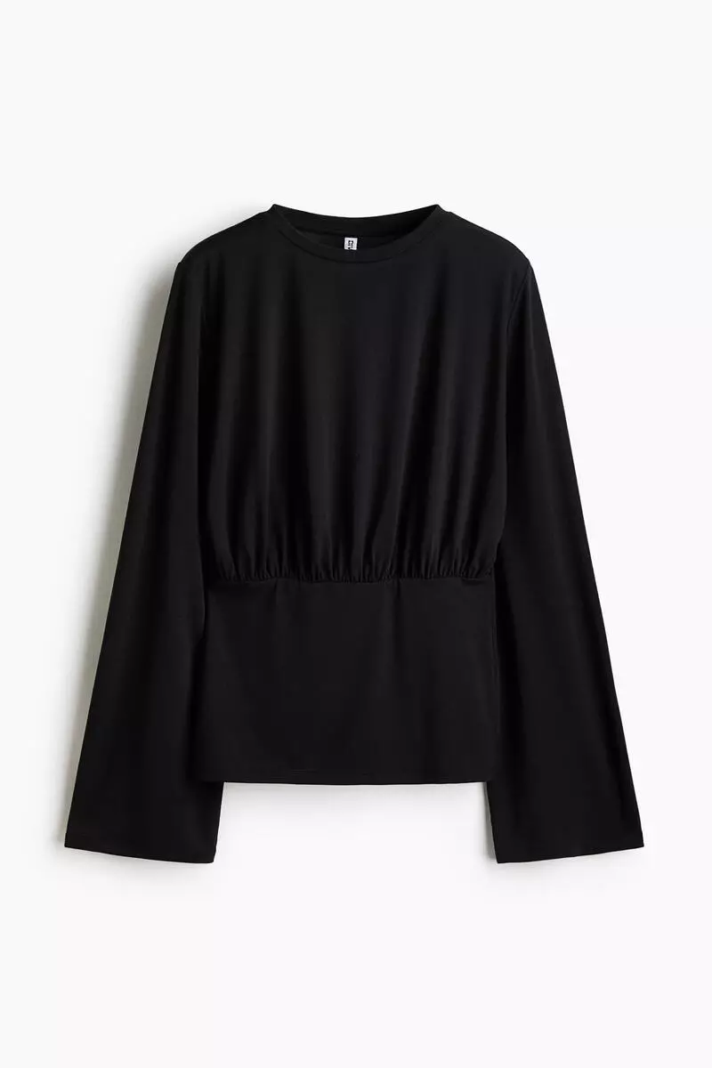 Long-sleeved gathered top
