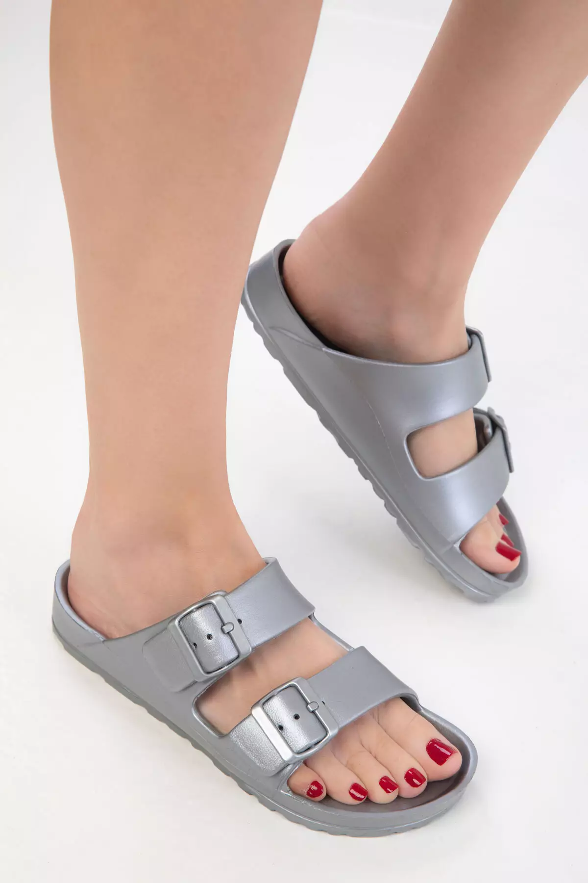 16179 Women's Silver Slippers