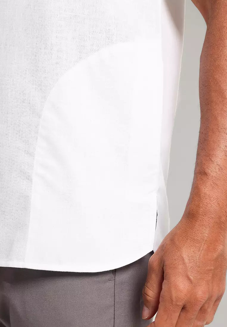MOC Kemeja Koko Lengan Pendek Pria Dubai - White