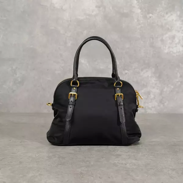 Tas PRADA RE-NYLON SAFFIANO GHW BLACK TOP HANDLE BAG WITH LS 100% ORIGINAL
