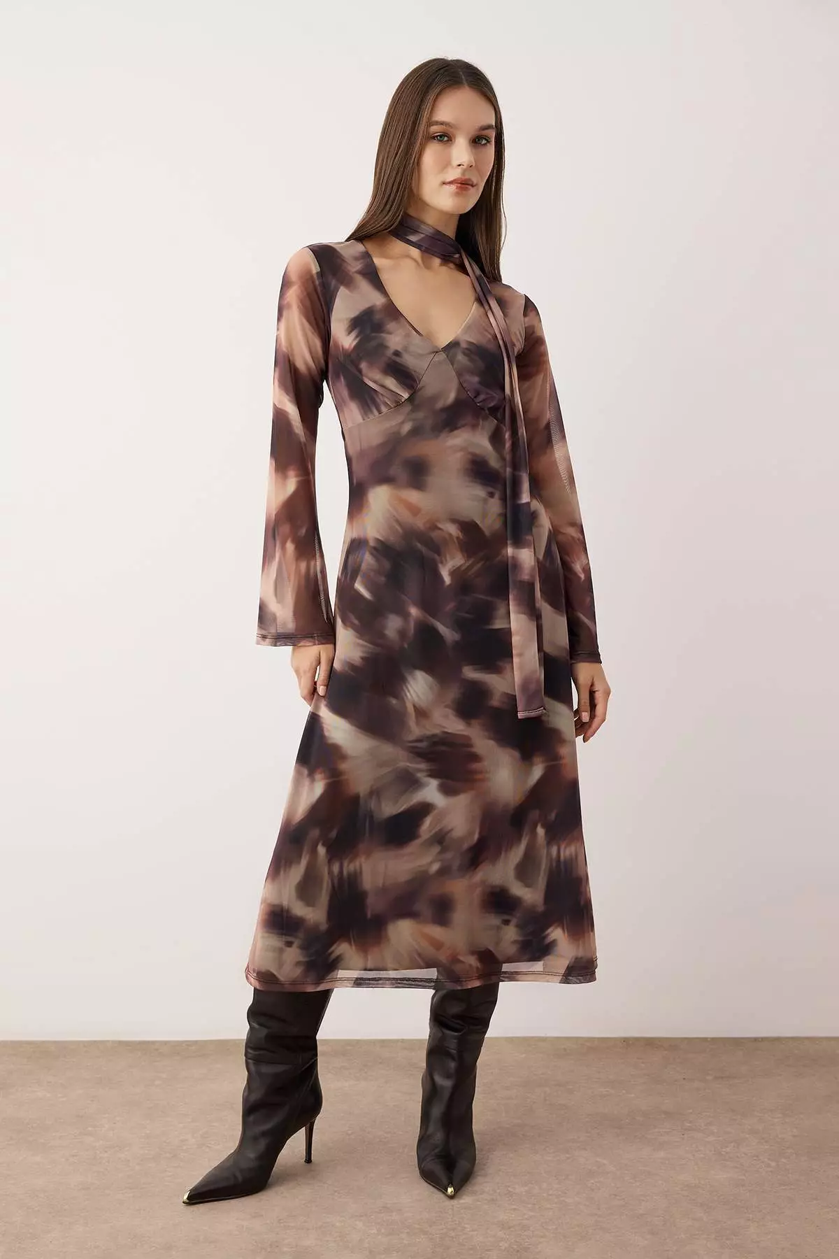 Multicolored Abstract Accessory Detailed Midi Knit Dress