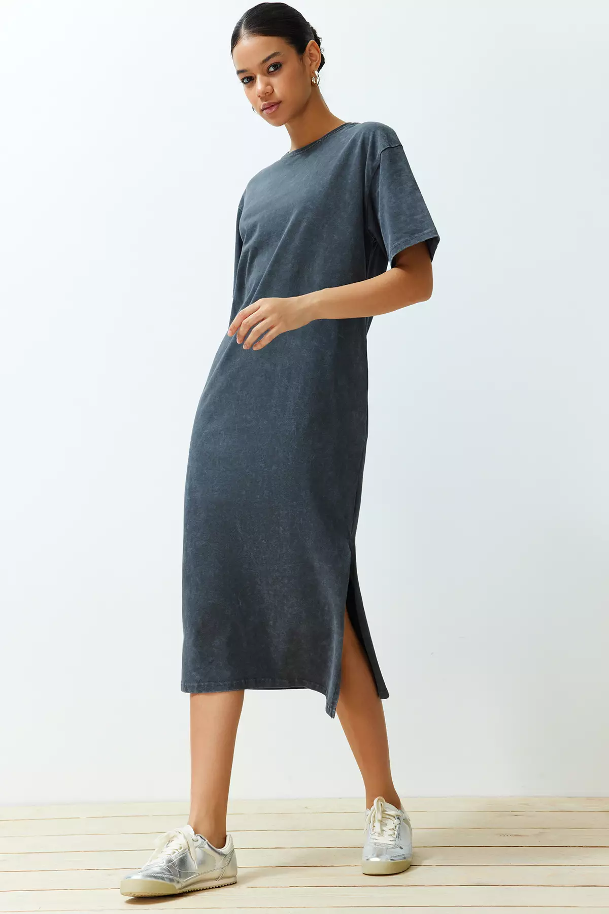 Midi T-Shirt Dress