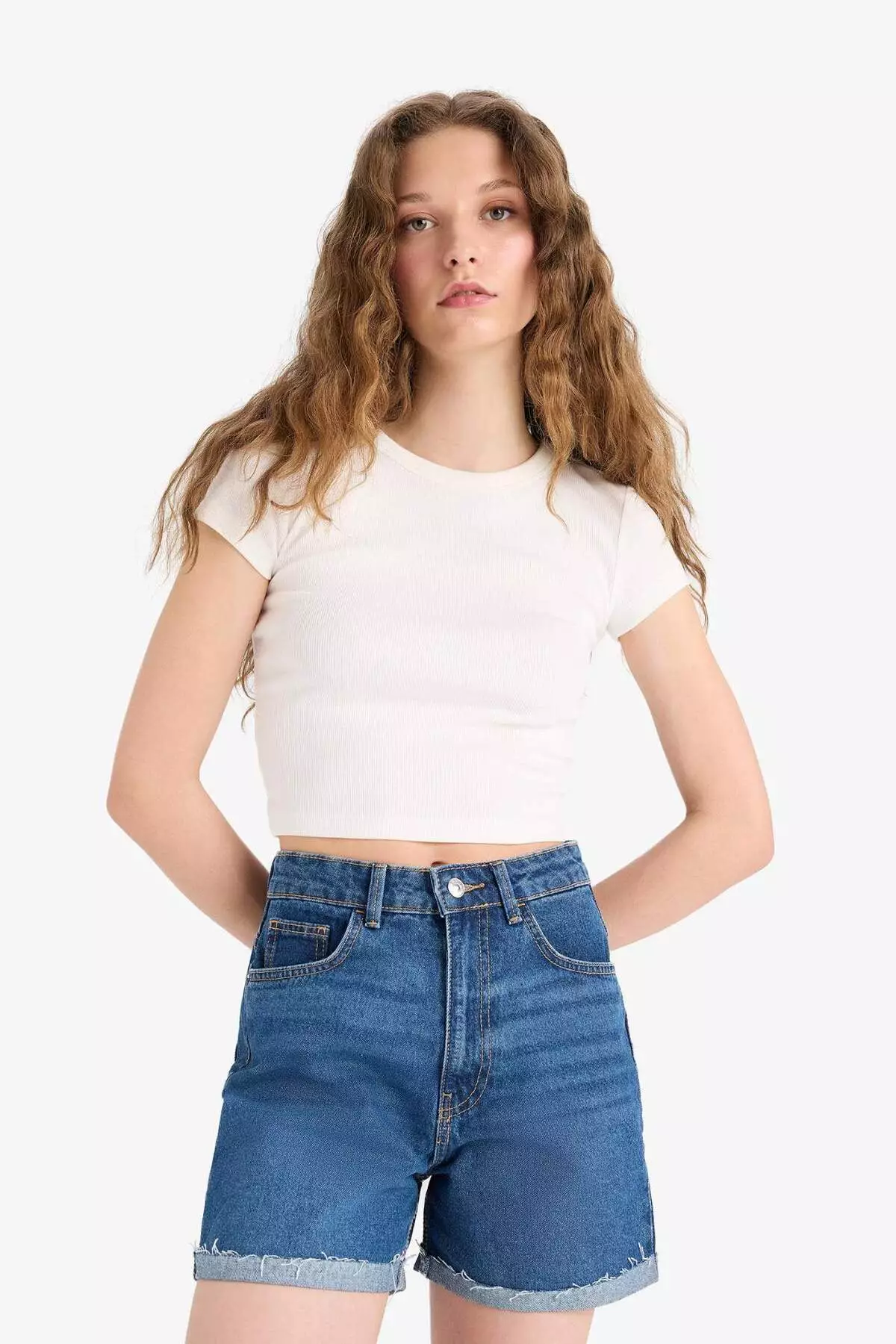Mom Fit High Waist Folded Leg Fit Jean Shorts E0924Ax25Sm