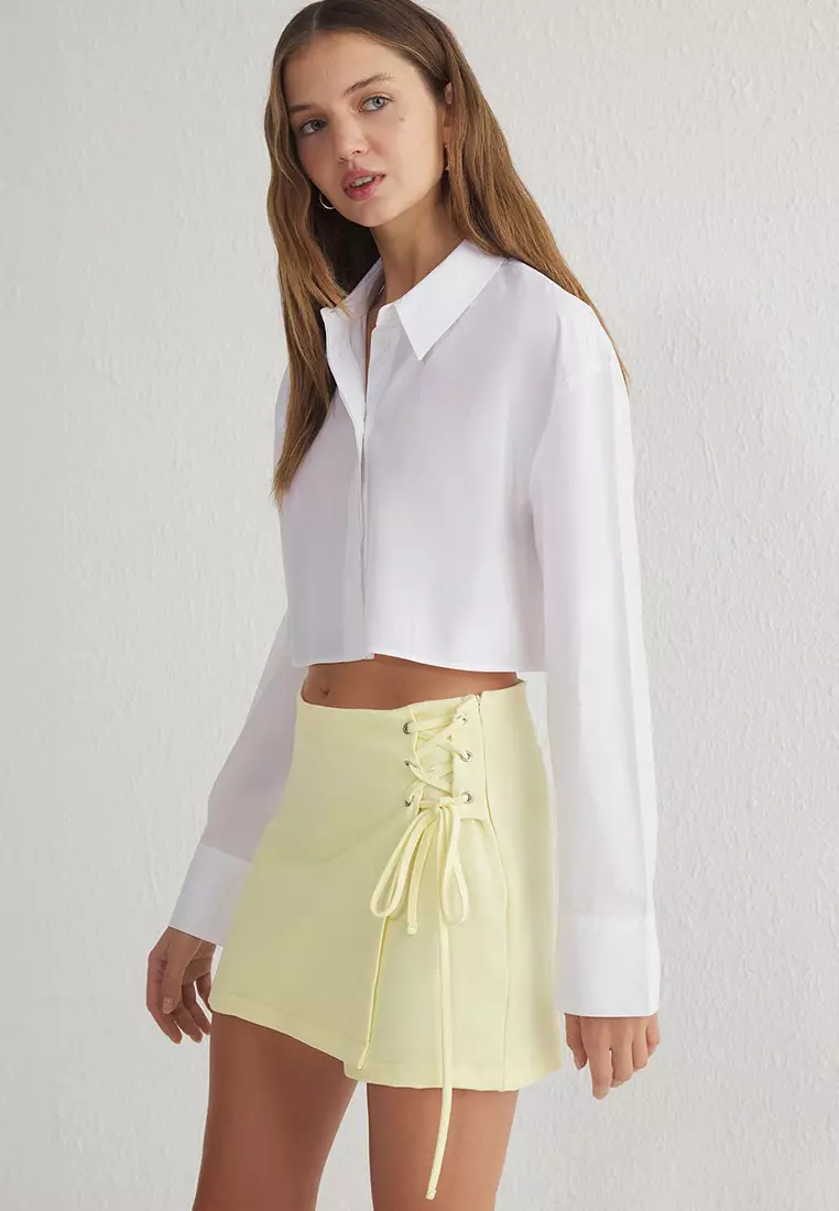 Yellow Tie And Eyelet Detailed Woven Short Skirt Twoaw21Sr0038