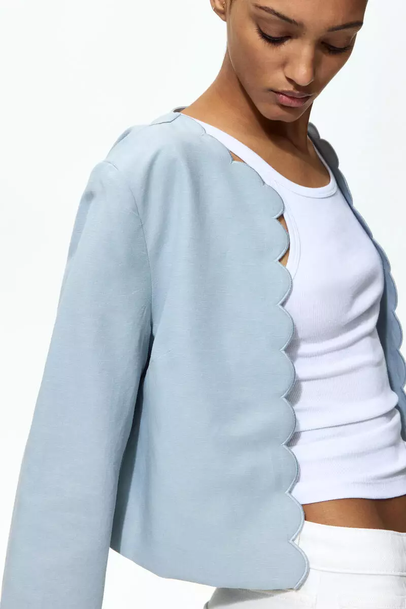Scalloped-edge jacket