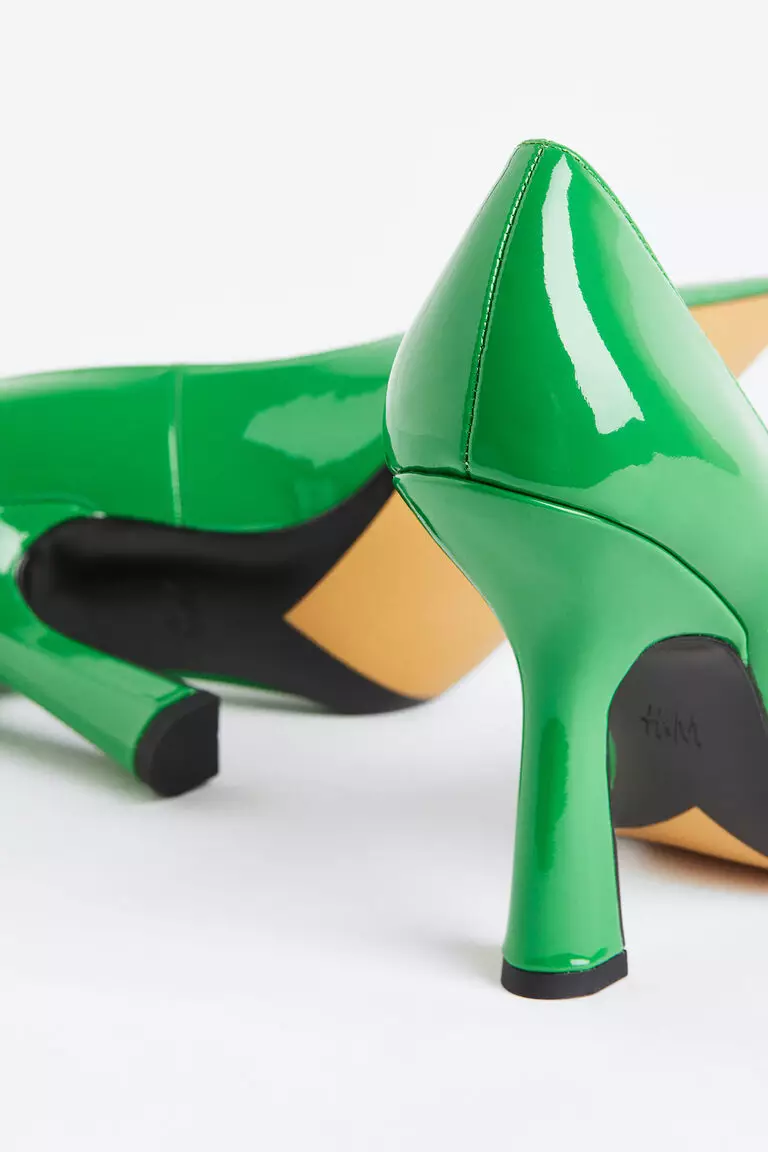 Jual H&M Court shoes Original 2024 ZALORA Indonesia