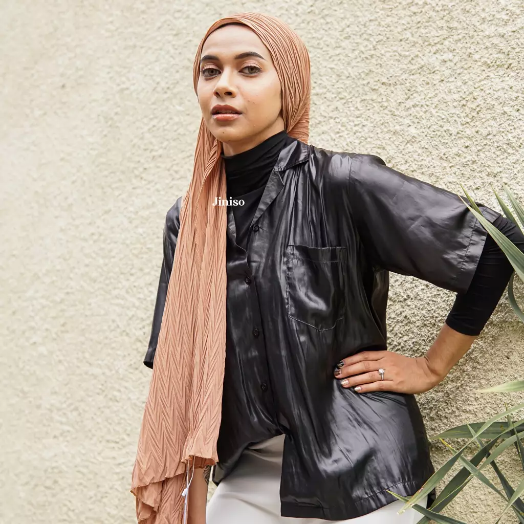 AURA Active Hijab Pashmina Flowy Plisket Breeze