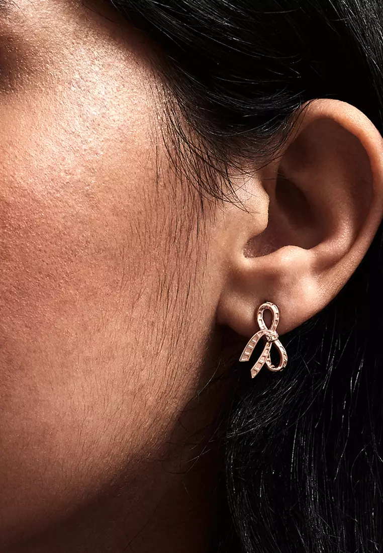 Olivia burton shell best sale earrings