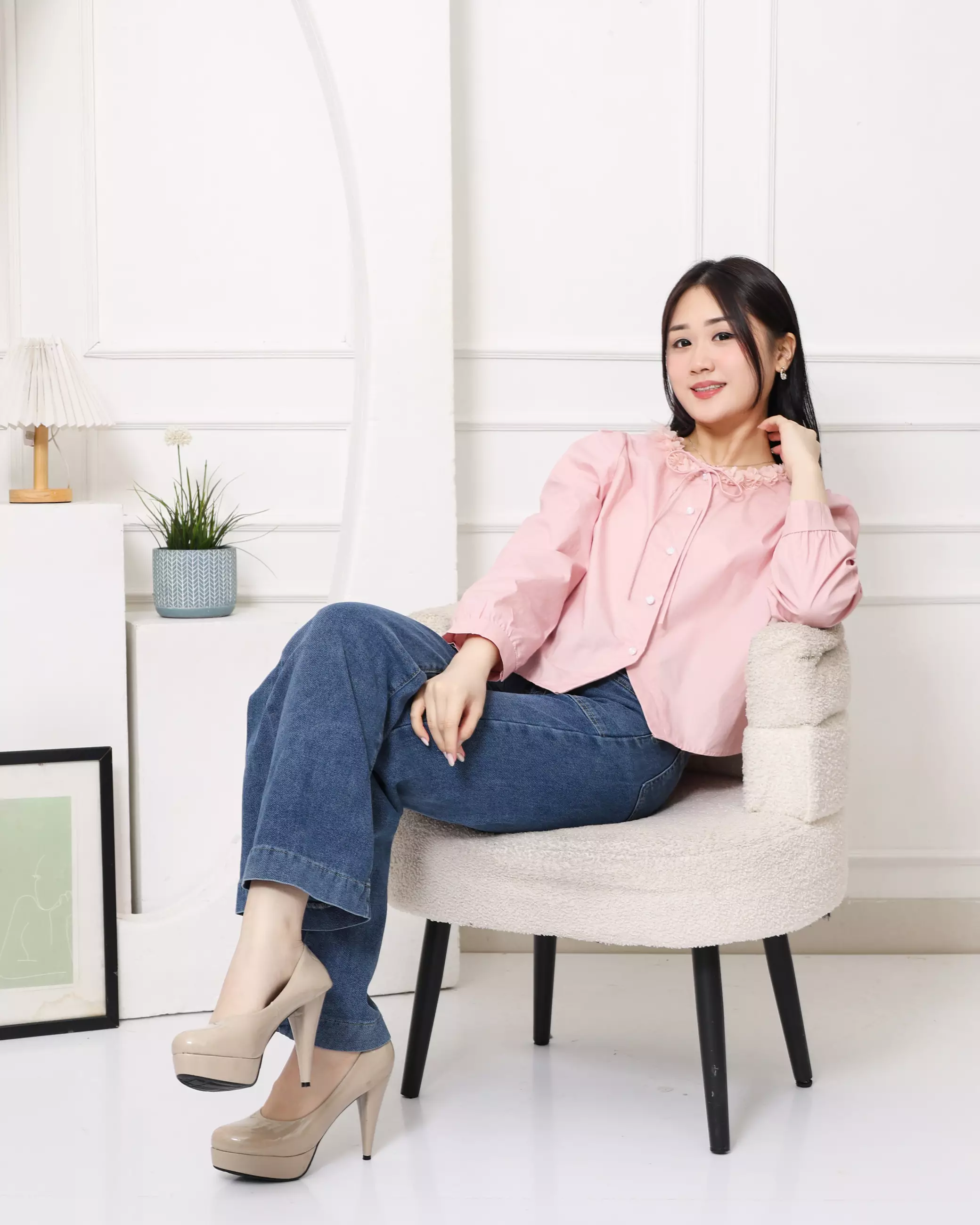 Gyuri Blouse Flower Button in Pink