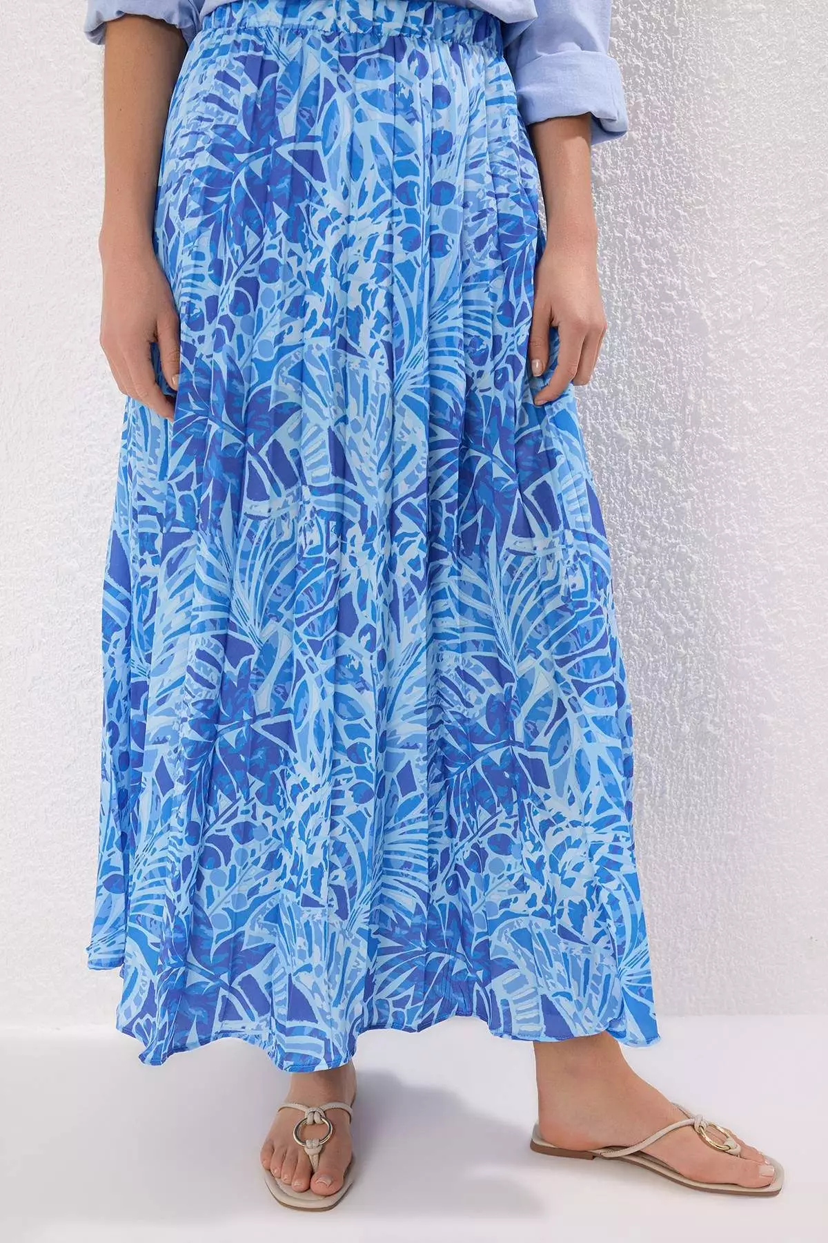 Blue Floral Patterned Pleated Elastic Waist Woven Skirt Tctss23Ee00018