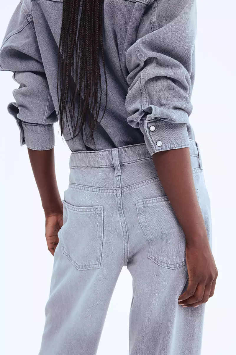 Feather Soft Wide Regular Jeans