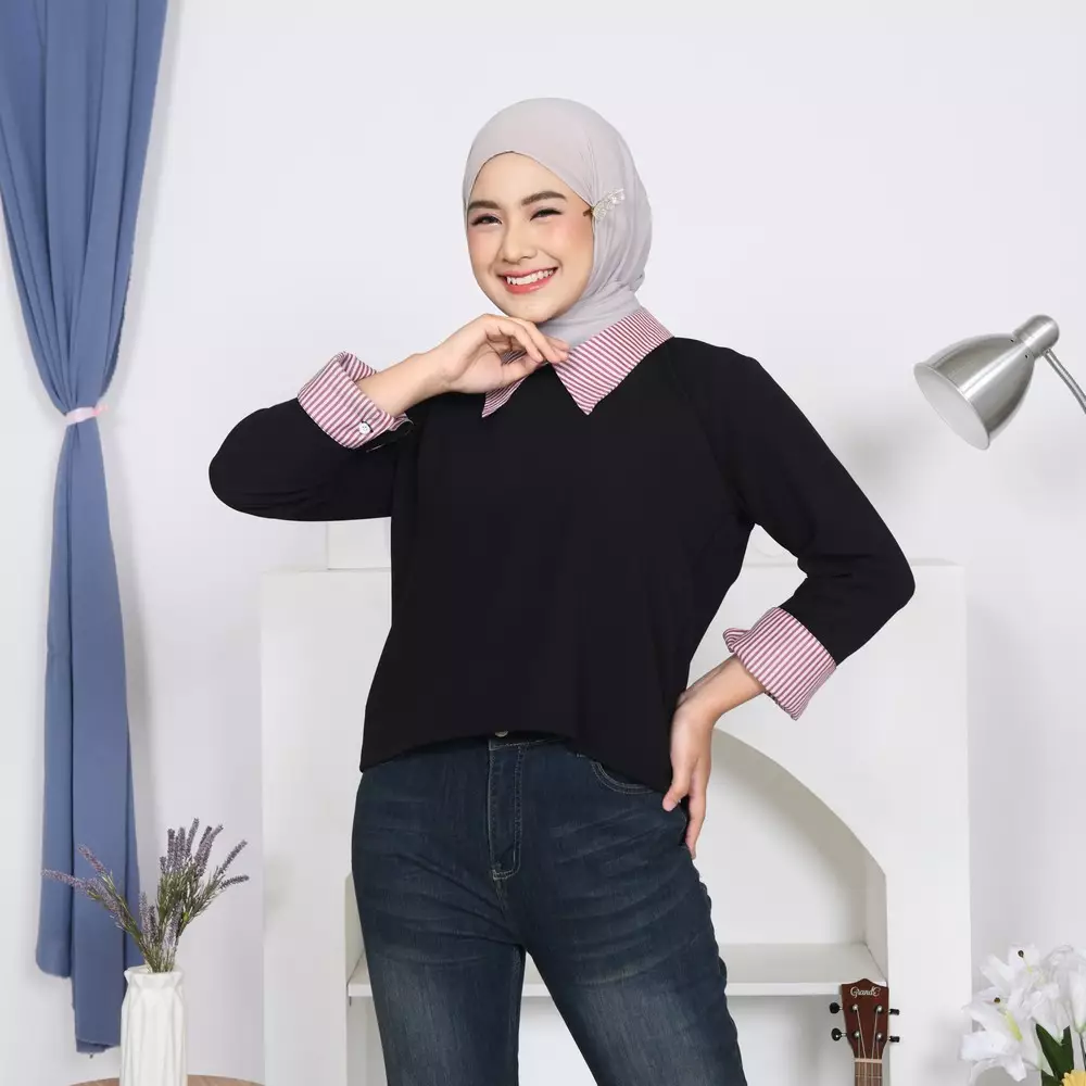 Sisi Knit Blouse - Black M19834 R59S4