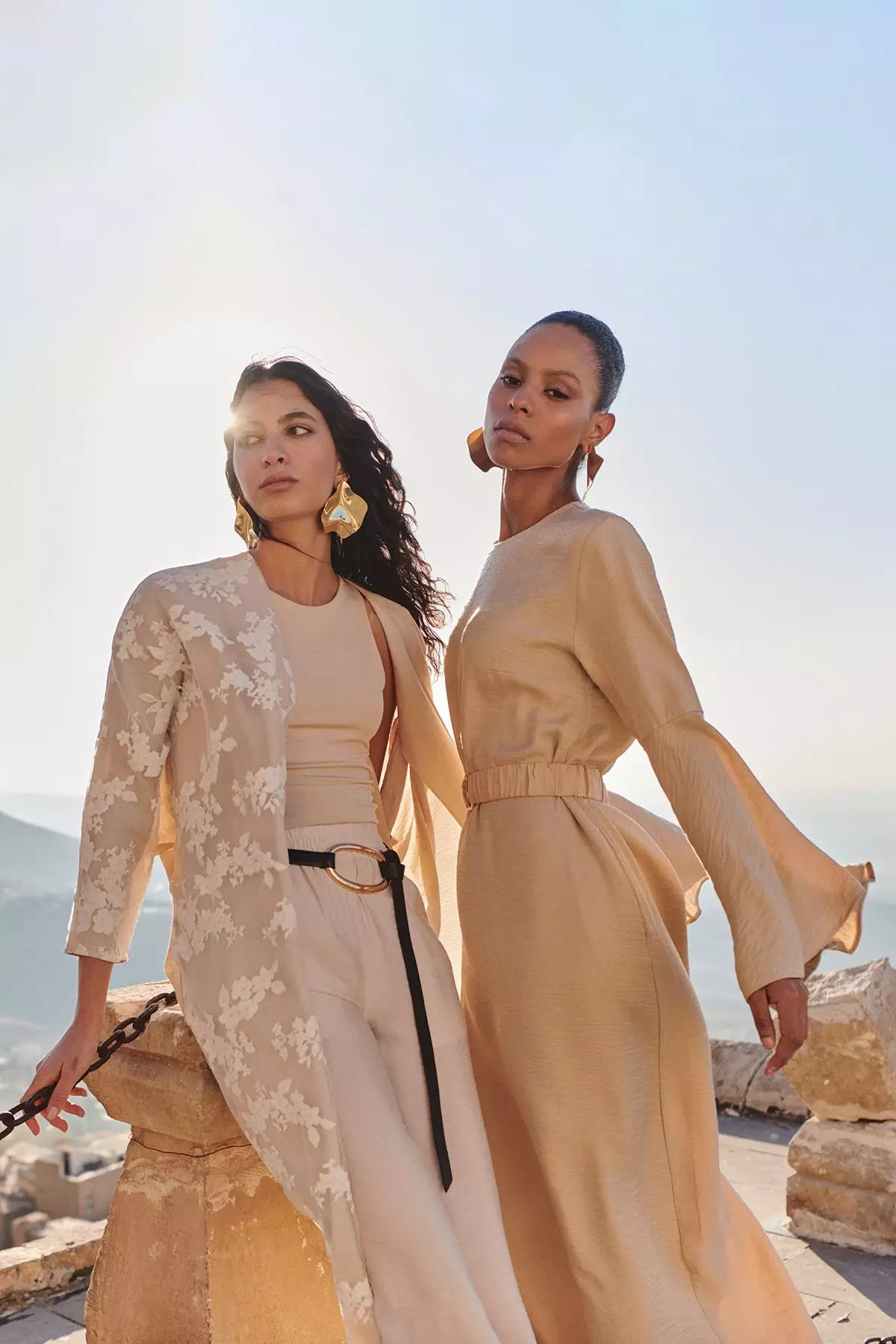 Stone Organza Detailed Floral Woven Cape & Abaya & Kimono TCTSS25KF00001