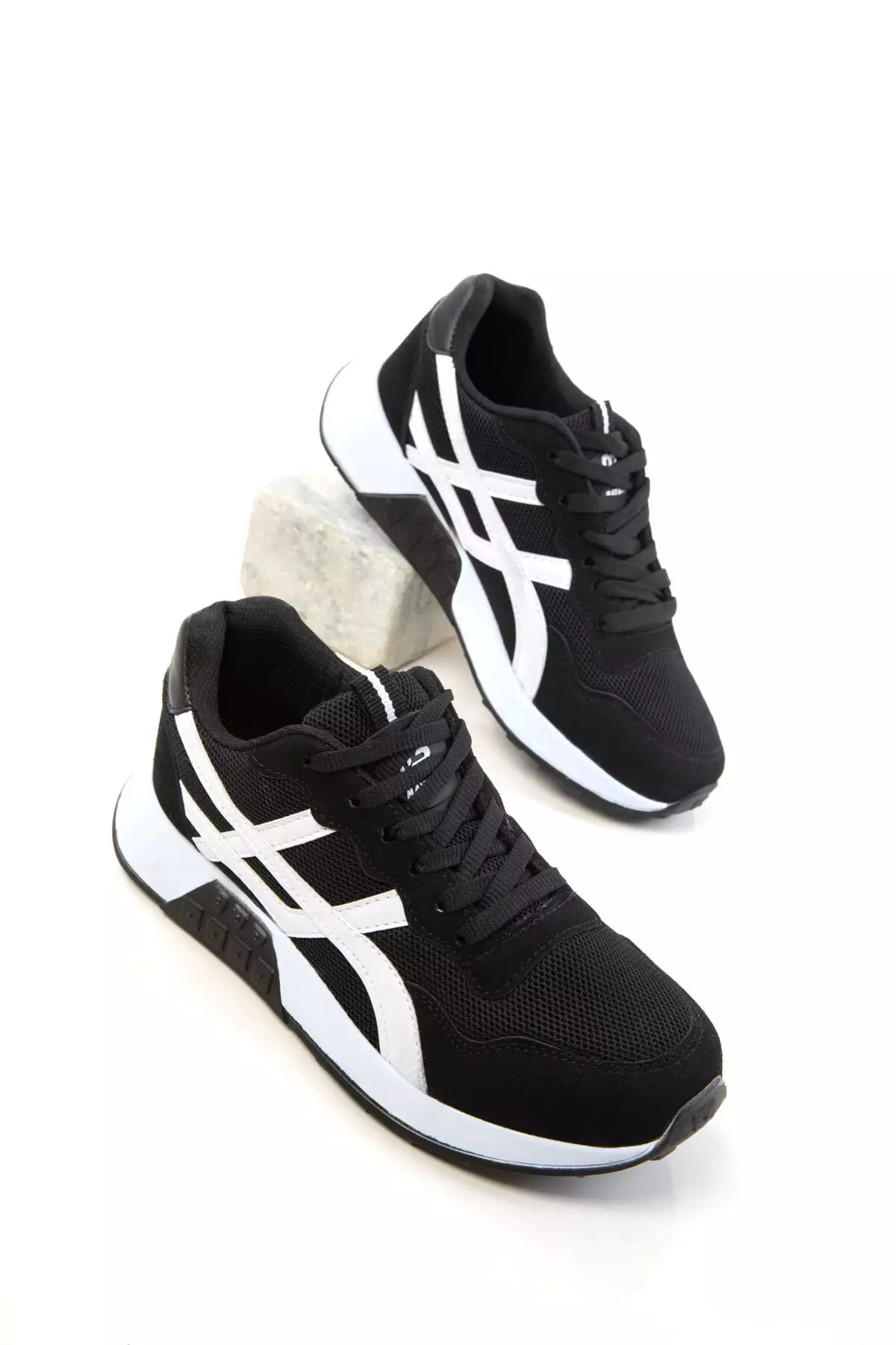 Black-White Women's Sneaker 20654