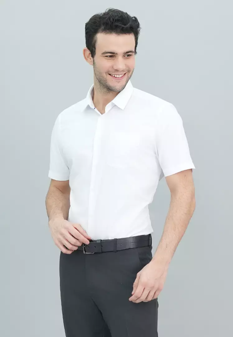 Johnwin - Kemeja Formal - Motif Polos - Lengan pendek - Slim Fit - Putih - FSH.650.L392.985.C-S/S