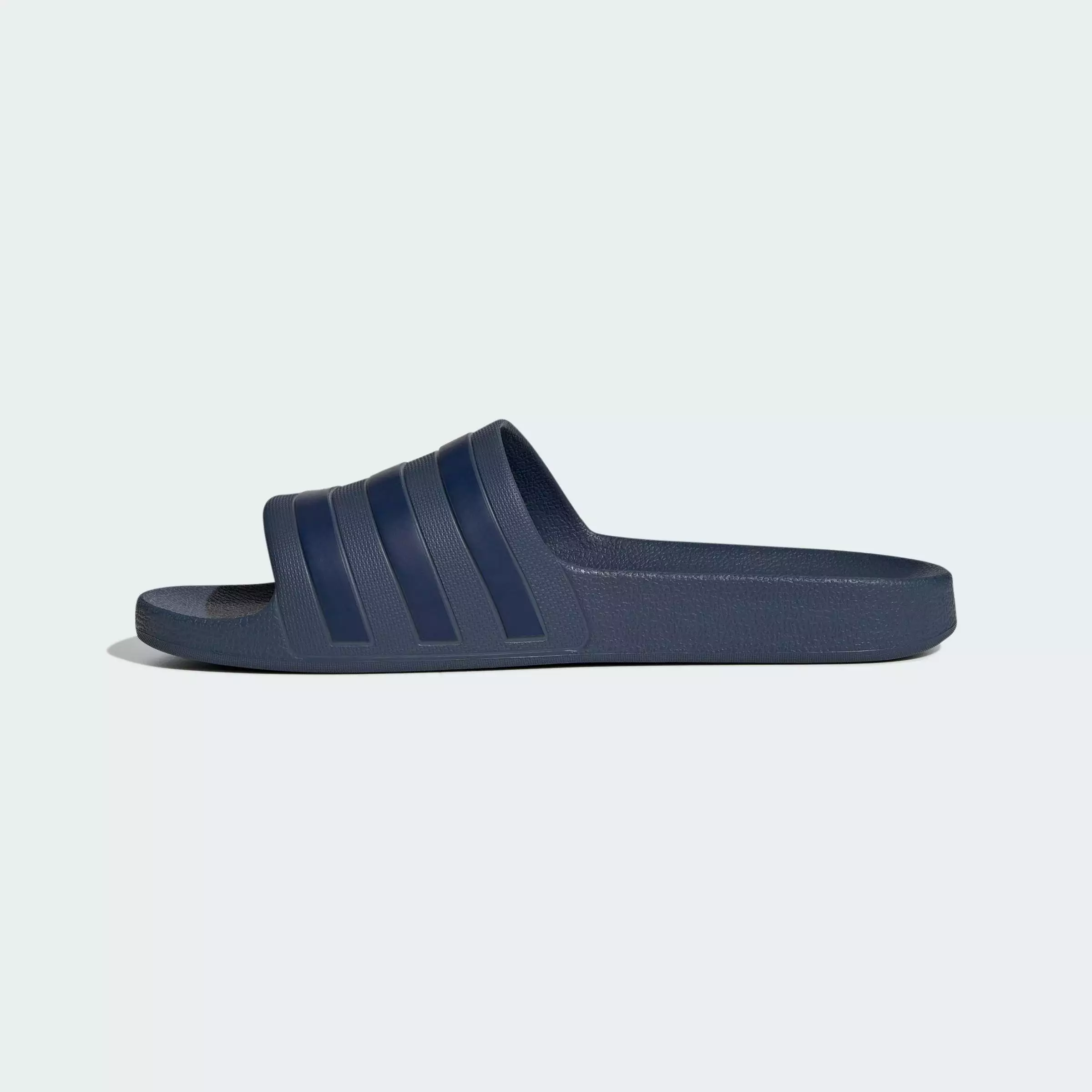Adilette Aqua Slides