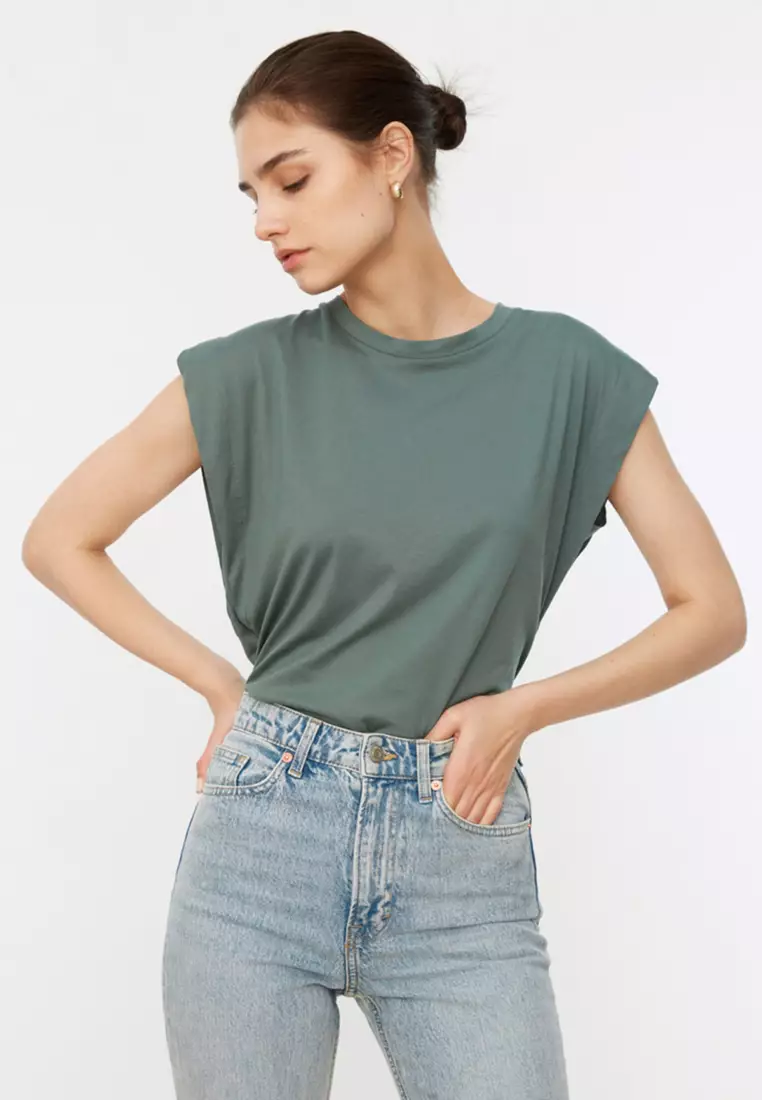 Padded Basic T-Shirt