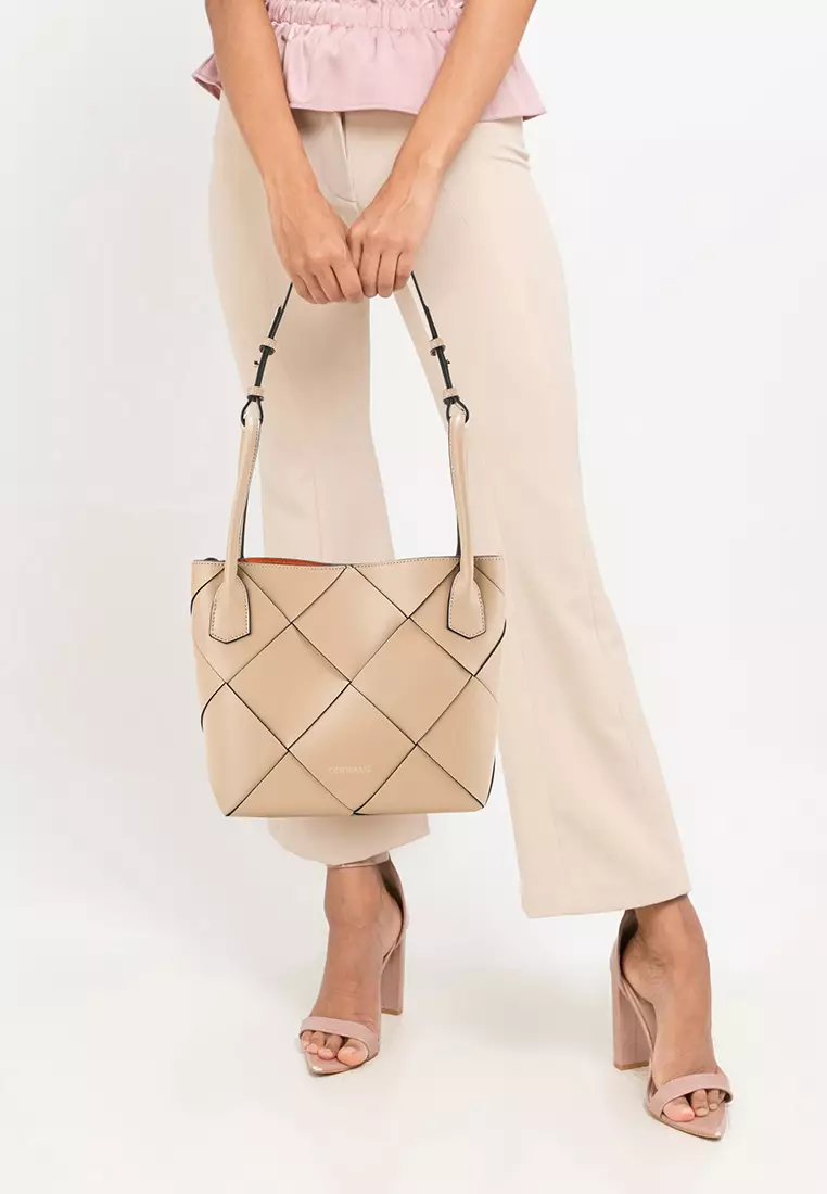Charlotte Bucket Bag