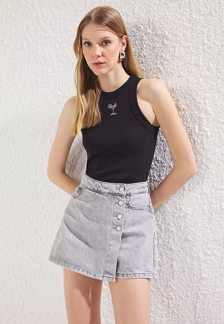 Gray*001 Button Detail High Waist Denim Shorts Skirt TWOSS22SR0448