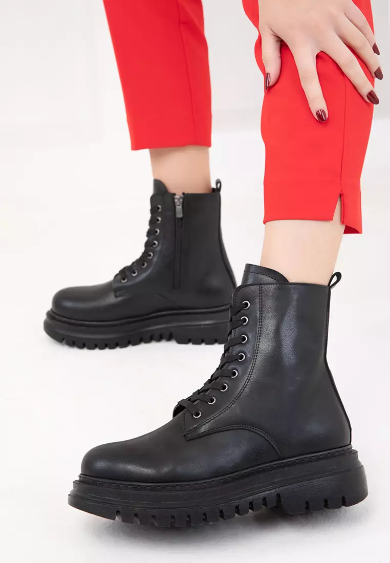 Women's Black Boots - 20054 Model Bootie
