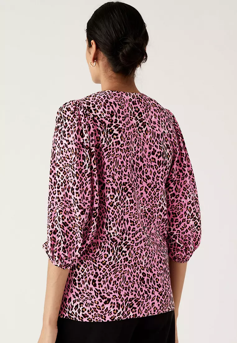 Animal Print V-Neck 3/4 Sleeve Blouse