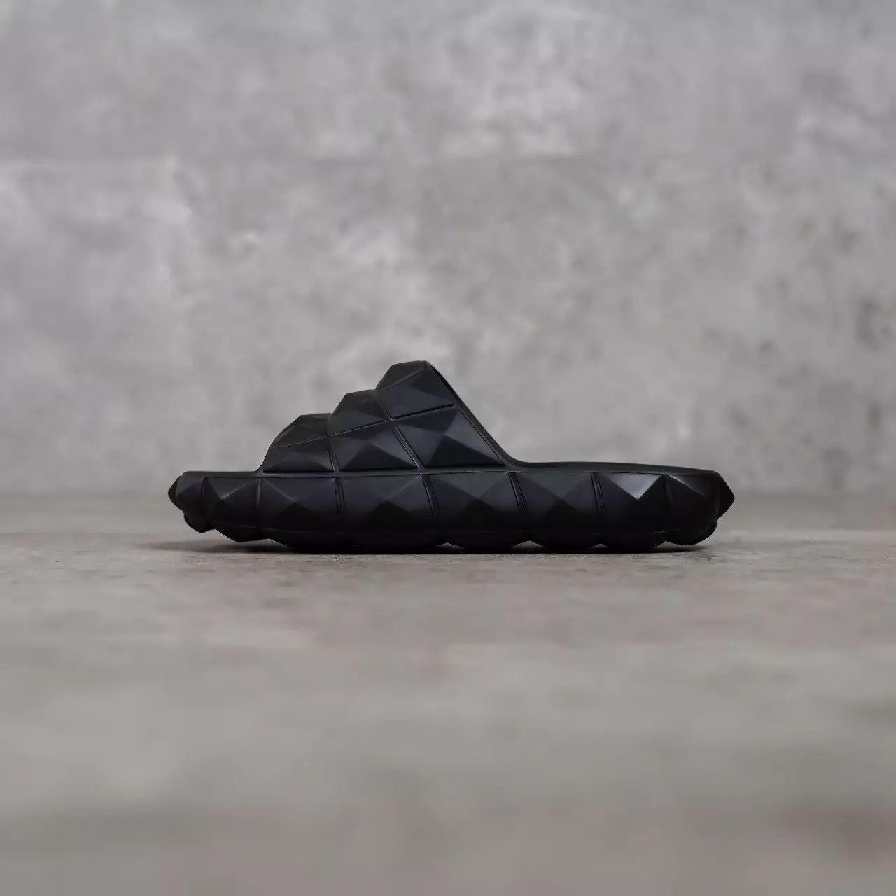 Sandal VALENTINO ROCKSTUD RUBBER BLACK SLIDE 100% ORIGINAL