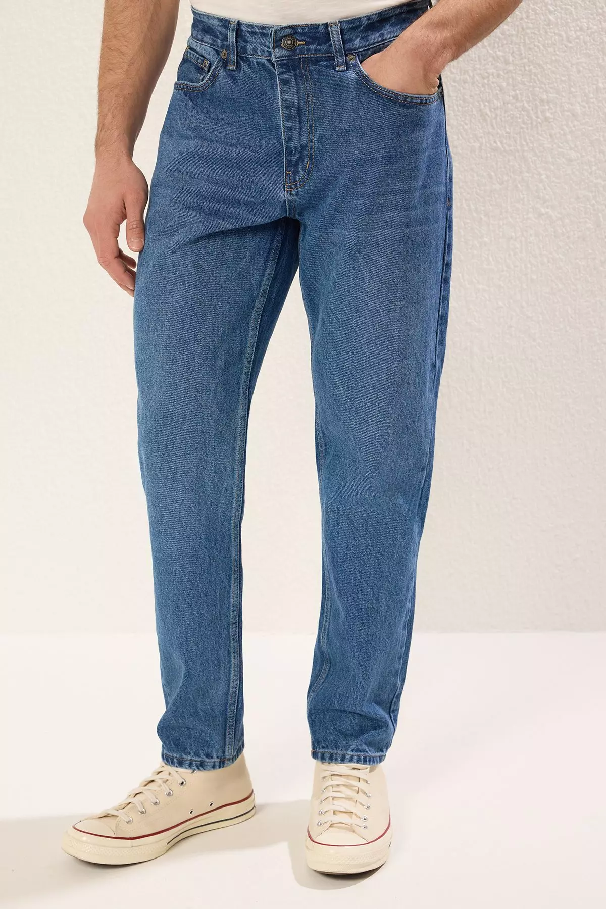 Essential Fit Jeans