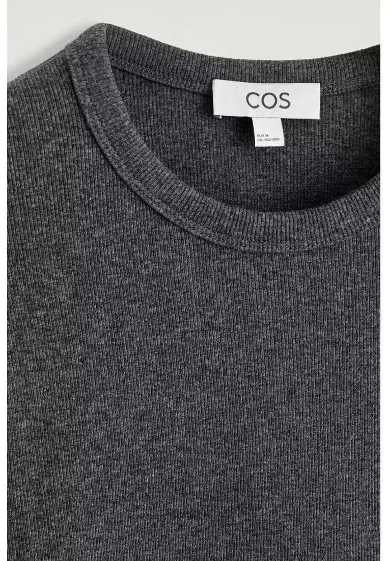 SLIM RIBBED COTTON LONG-SLEEVED T-SHIRT