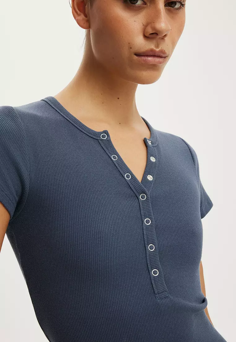 Blake Short Sleeves Henley Top