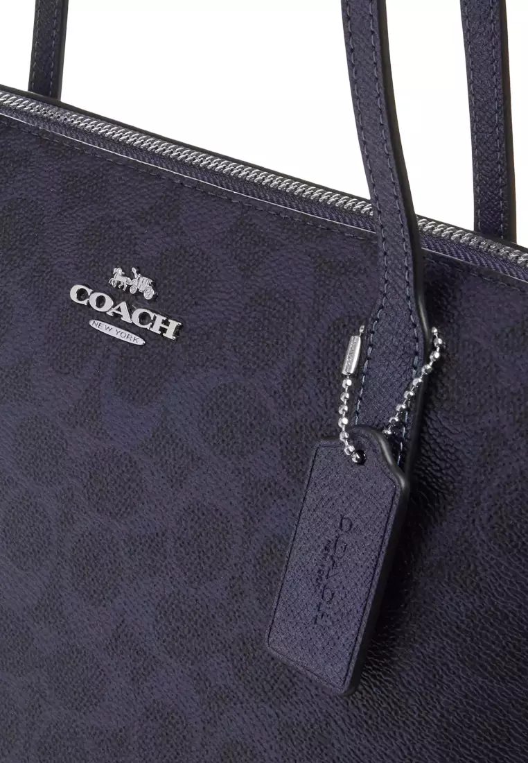 Fiona Zip Tote Bag In Signature Canvas - Blue/ Navy CW396