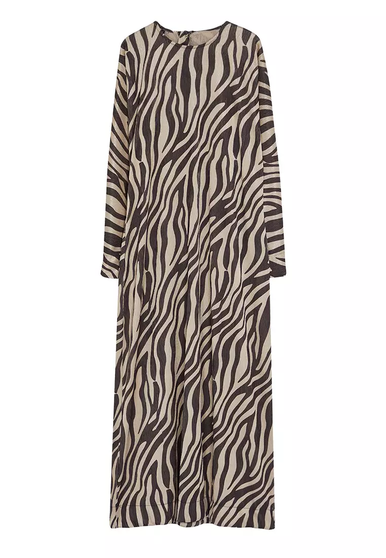 Beige Crinkle Knit Animal Zebra Pattern Dress TCTSS24EB00284
