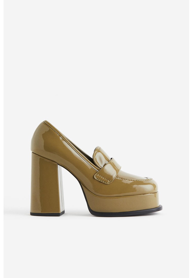 Heeled platform loafers
