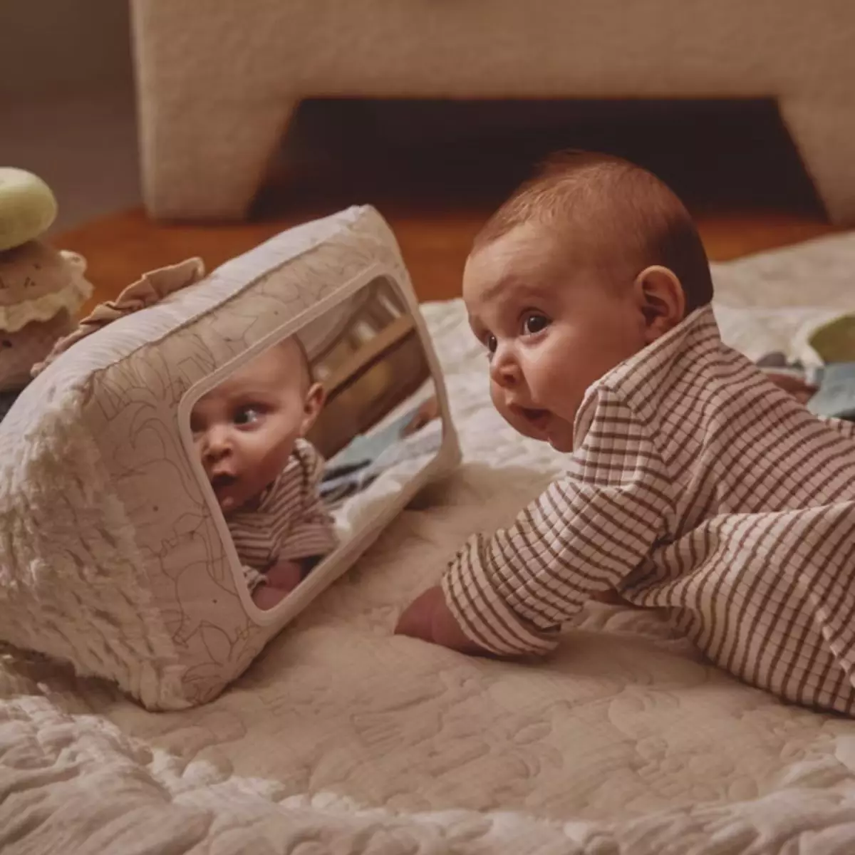 Mothercare Unisex Tummy Time Toy - Mainan Edukasi Sensori Bayi